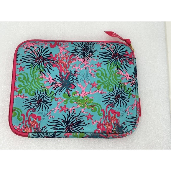 Lilly Pulitzer iPad / Tablet Holder EUC Blue Pink Zipper - Picture 4 of 6